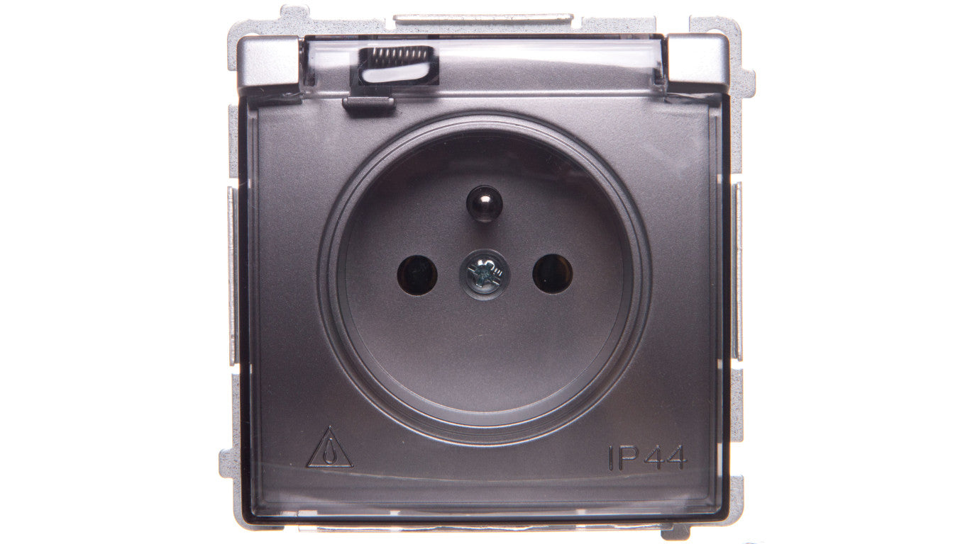 Simon Basic Gniazdo pojedyncze z/u bryzgoszczelne IP44 16A 250V srebrny mat BMGZ1B.01/43A