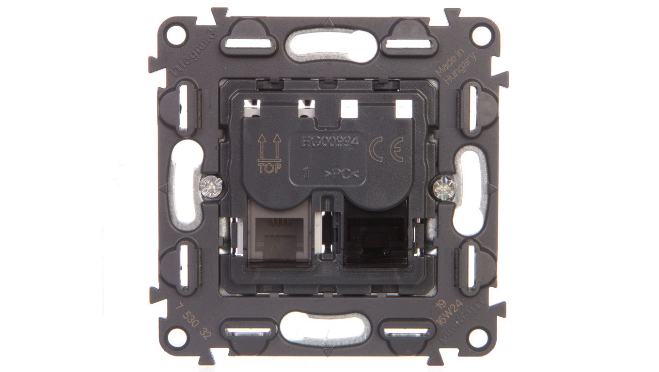 VALENA LIFE Mechanizm gniazda teleinformatycznego RJ11/RJ45 kat.6 UTP 753032
