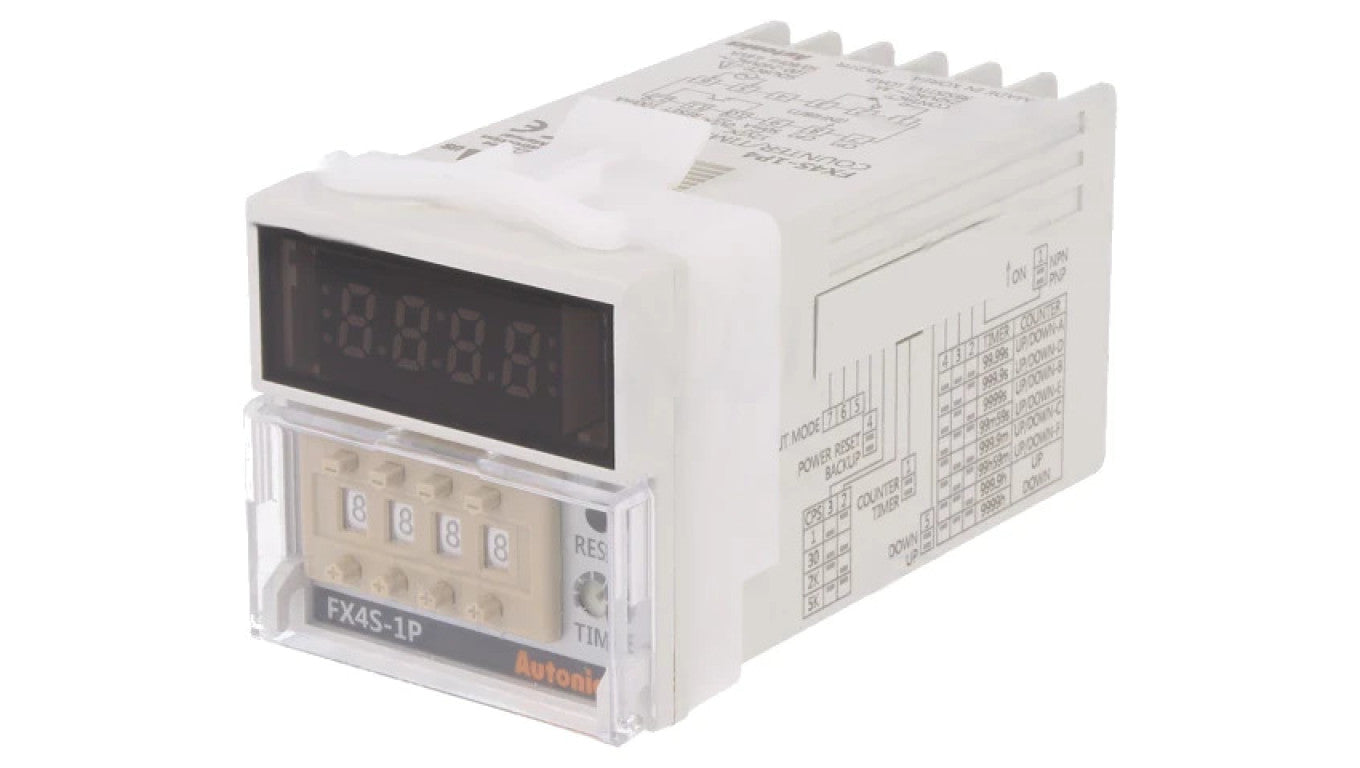 Licznik elektroniczny z wyświetlaczem LED, 9999, OUT:SPDT, IN:NPN,PNP FX4S-1P4