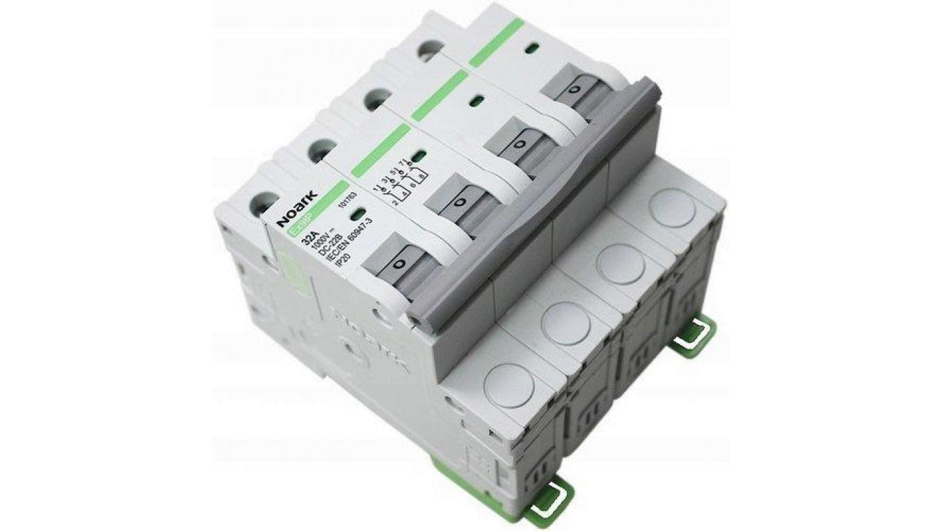 Wyłącznik nadprądowy PV 4P C 20A 1000V DC 10kA Ex9BP