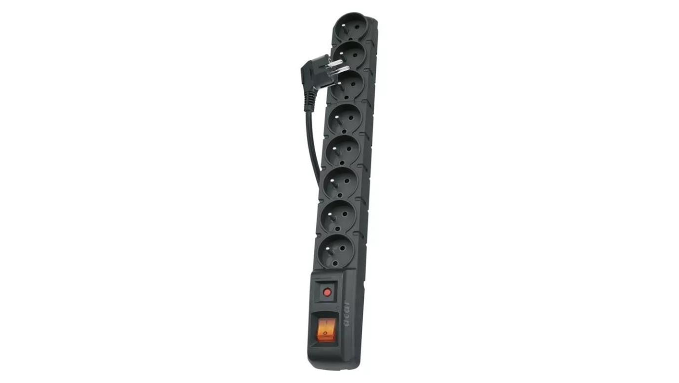 Listwa przeciwprzepięciowa EMOS (Acar) S8 8 gniazd 1,5m czarna P53899