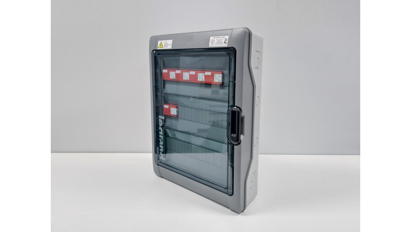 Rozdzielnica DC TYP17 rozdzielnica elektryczna natynkowa