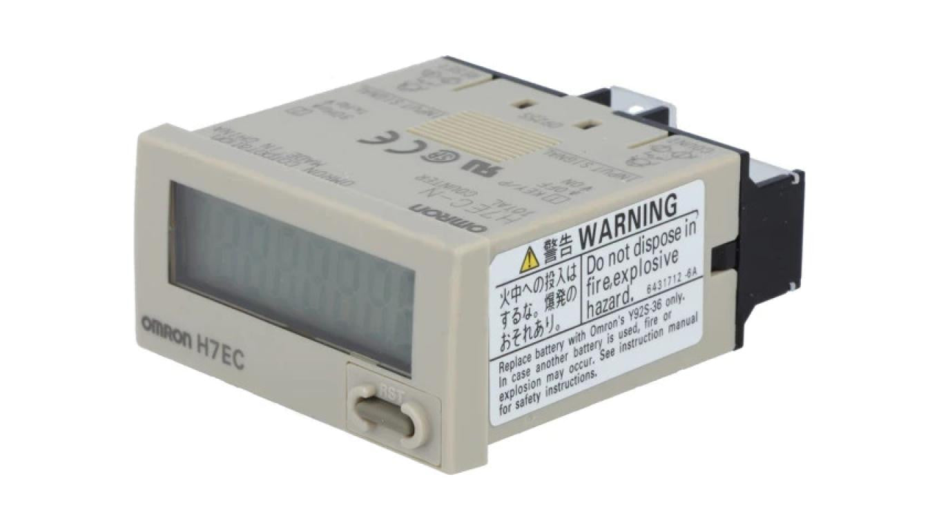Licznik elektroniczny z wyświetlaczem LCD, wejściem stykowym, montowany na panel H7EC-N