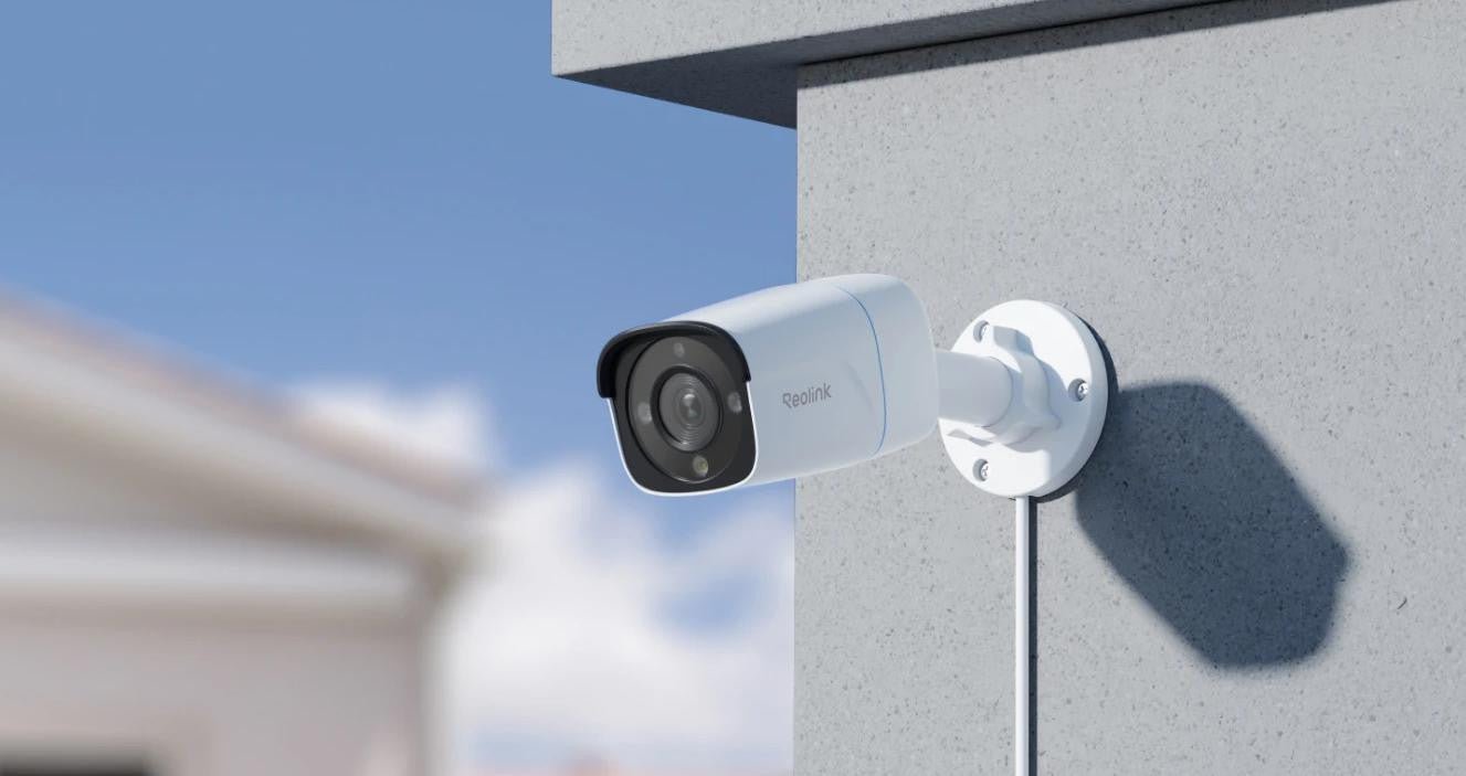 Kamera IP Reolink P330 8Mpix POE P2P IR 30m biała