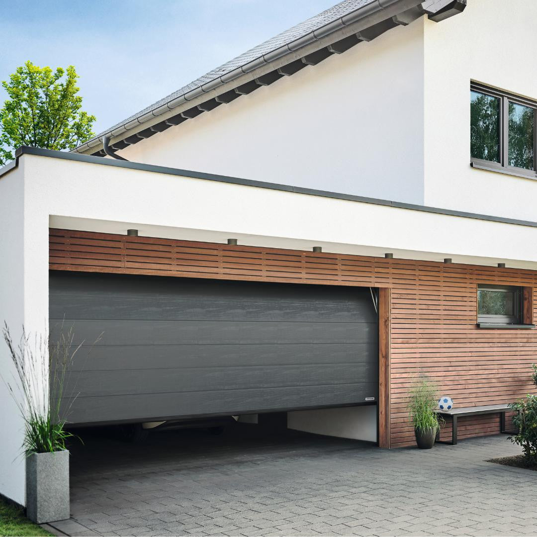 Brama garażowa Renomatic/Hormann 2500x2250mm (z napędem i szyną) - przetłoczenia M Planar