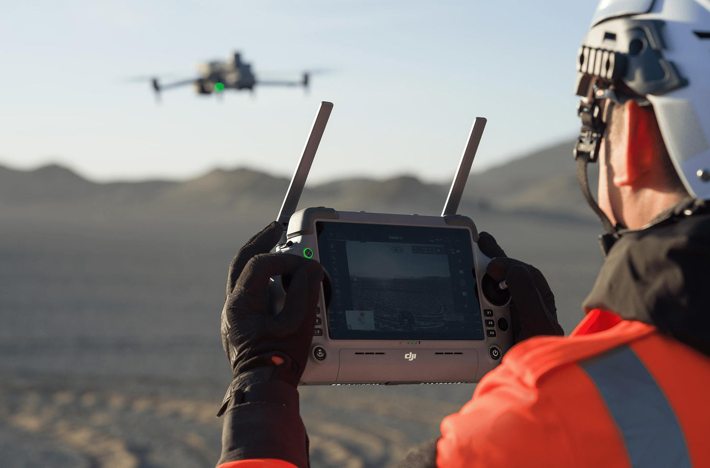 Dron DJI Matrice 4T z ubezpieczeniem DJI Care Plus - Klasa C2