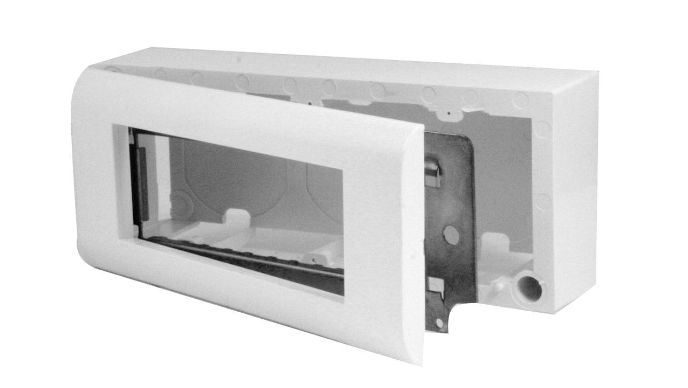 Obudowa natynkowa 6-modułowa do osprzętu w standardzie 45x45mm (zawiera SUP metalowy i RAM) OBUK-6/M