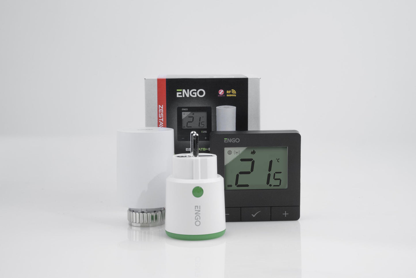 ENGO Controls Inteligentny zestaw ogrzewania Czarny (E25-BATB + ETRV-M30 + EPlug WiFi)