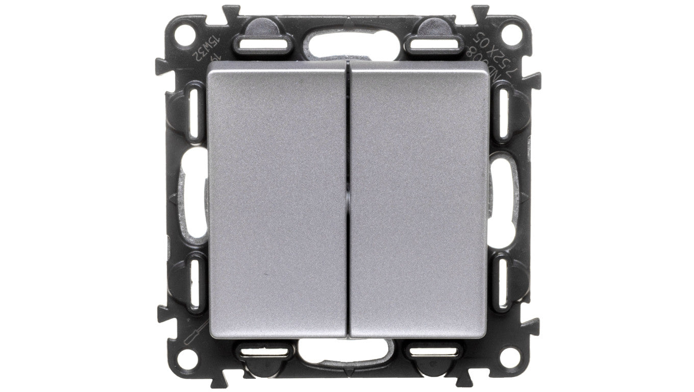VALENA LIFE Łącznik świecznikowy aluminium 752305